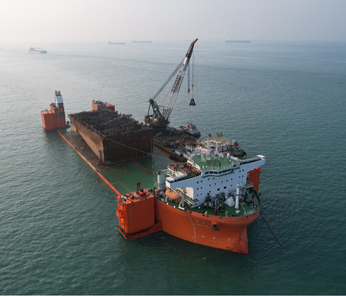 Semi-submersible Transpotation